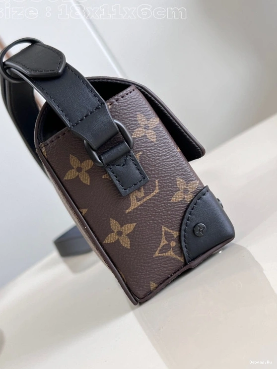 LOUIS Wallet-18*11*6.5CM Steamer Wearable VUITTON 0301